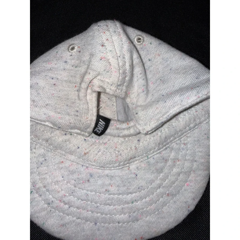 Nike Newborn Baby Baseball Cap Grey Confetti Speckle Embroidered Logo Hat - Picture 3 of 4